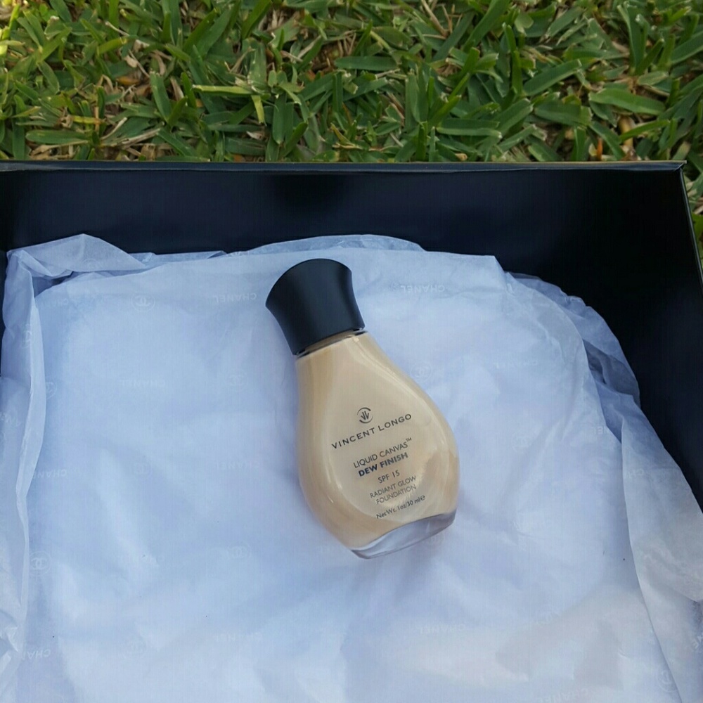 VINCENT LONGO Liquid canvas foundation
