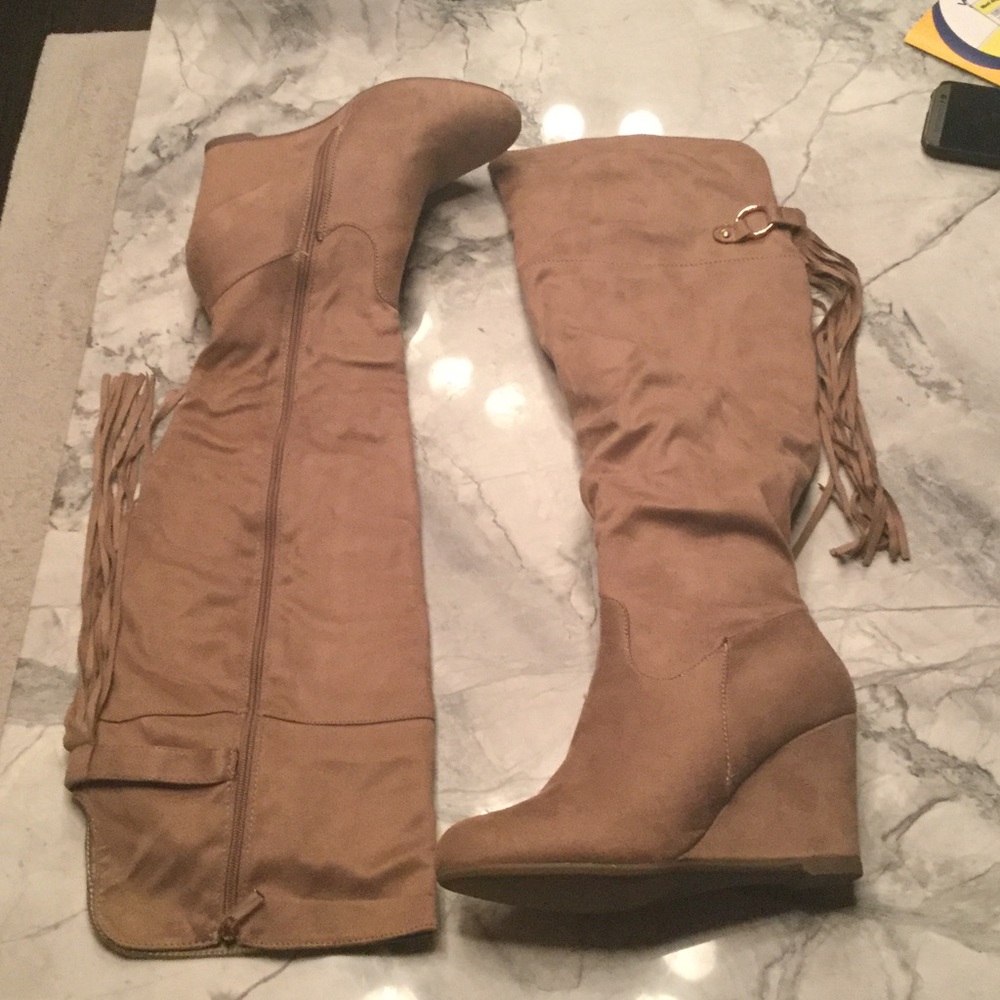 Celebrity Pink: Knee-high Boots