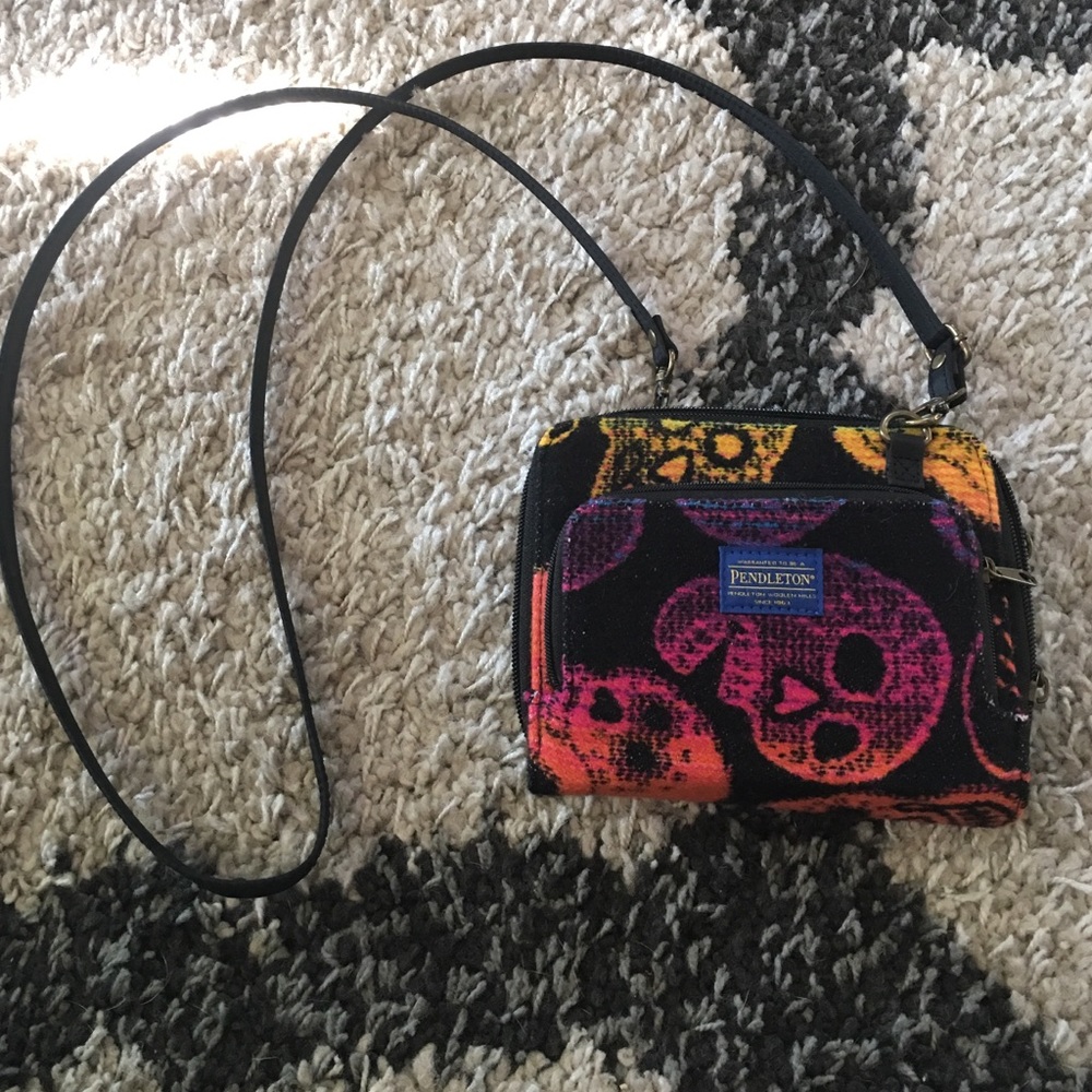 Pendleton travel purse