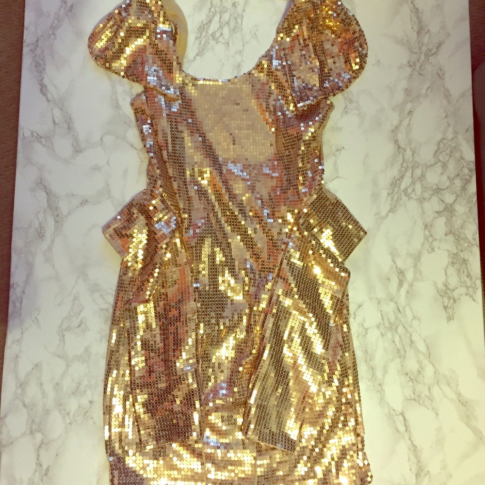 Gold Sequin Party / Cocktail Dress! Like new! Med - Picture 1 of 3