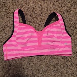 Lululemon Ta Ta Tamer bra 34C