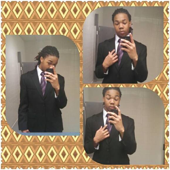 Meet your Posher, Andrew - Picture 1 of 1