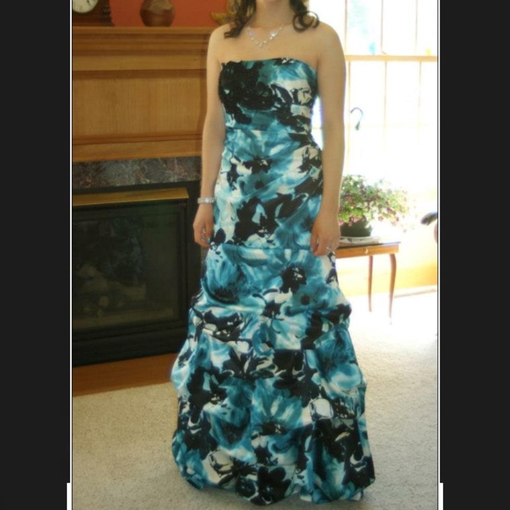 Prom dress👗