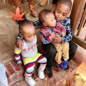 Meet your Posher, Malonda