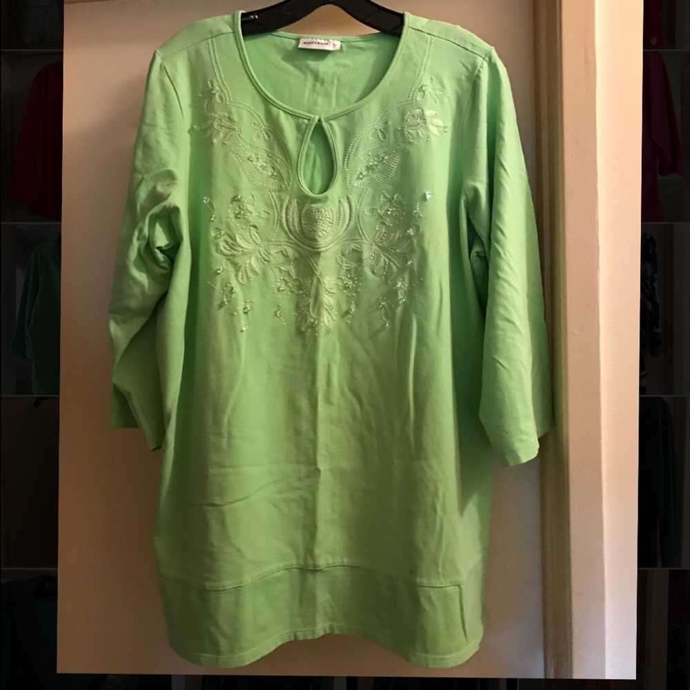 Cotton green top