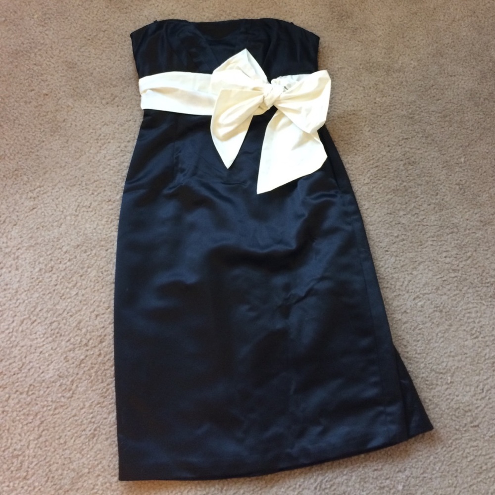 BCBG Maxazria Bow Tie Cocktail Dress