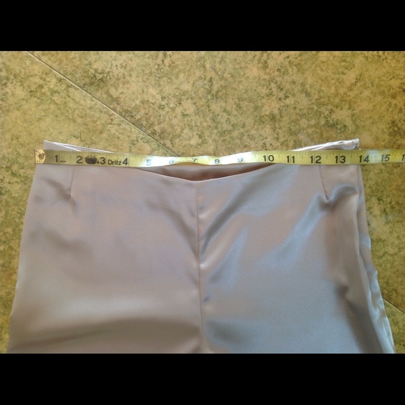 Gold color stretch satin bell bottom pants - Picture 5 of 6