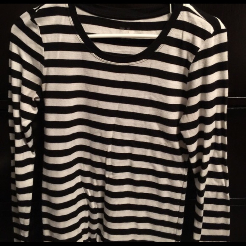 Gap supersoft shirt size M