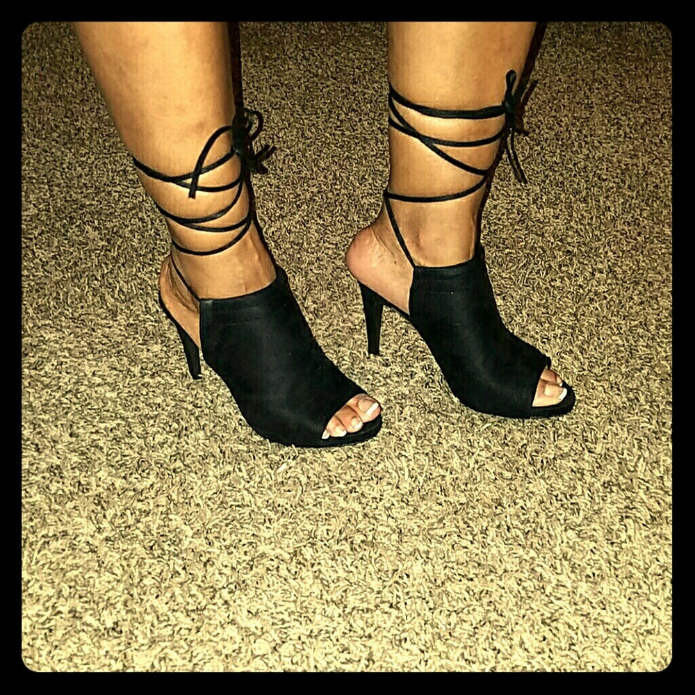 Black peep toe heels