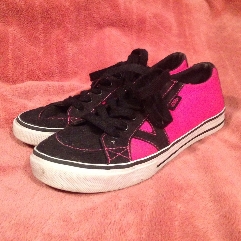 Vans Tennis Shoes