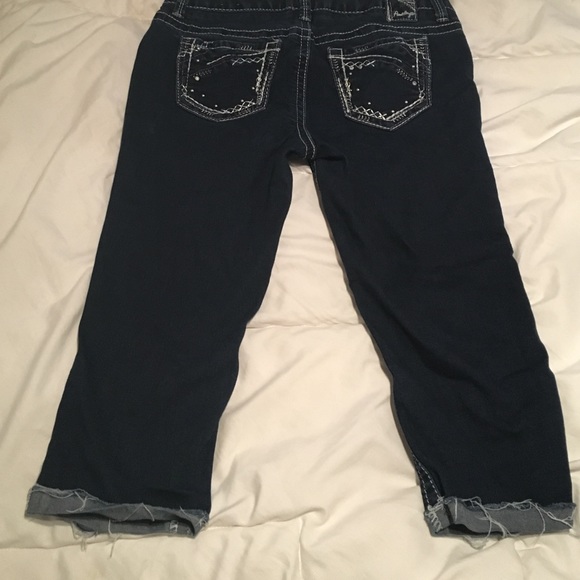 Capris - Picture 2 of 3