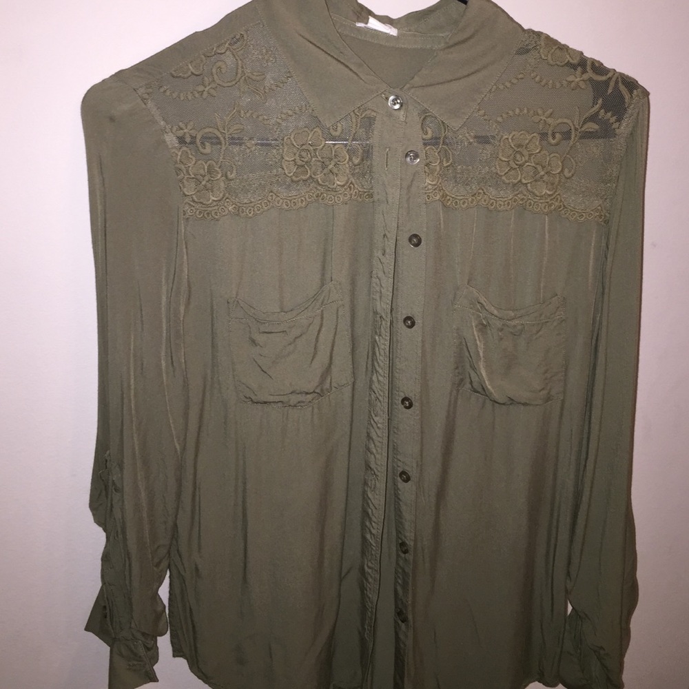 Garage army green blouse