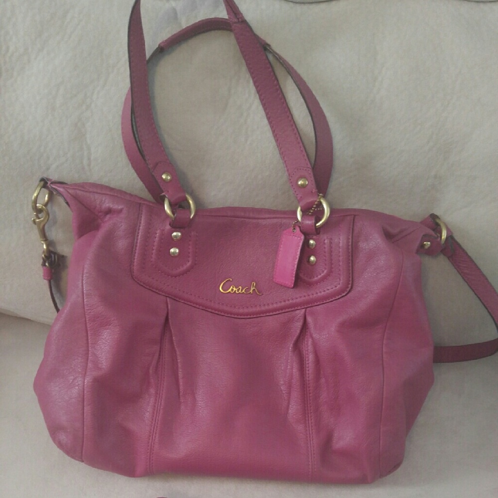 COACH PURSE Raspberry Fuschia Boho Shoulder Bag