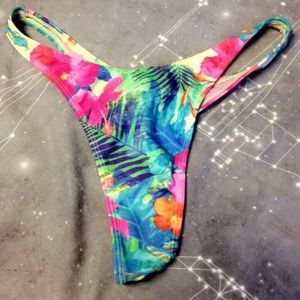 HAWAIIAN PRINT THONG SWIM BOTTOM