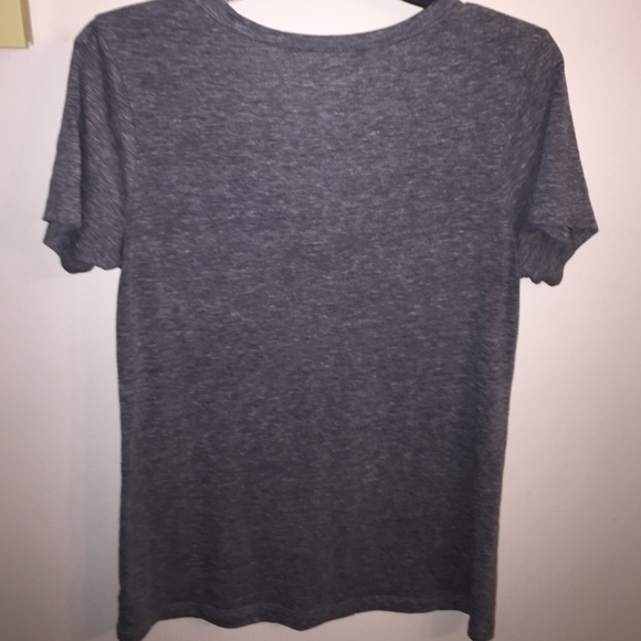 Old Navy Vintage V neck - Picture 3 of 3