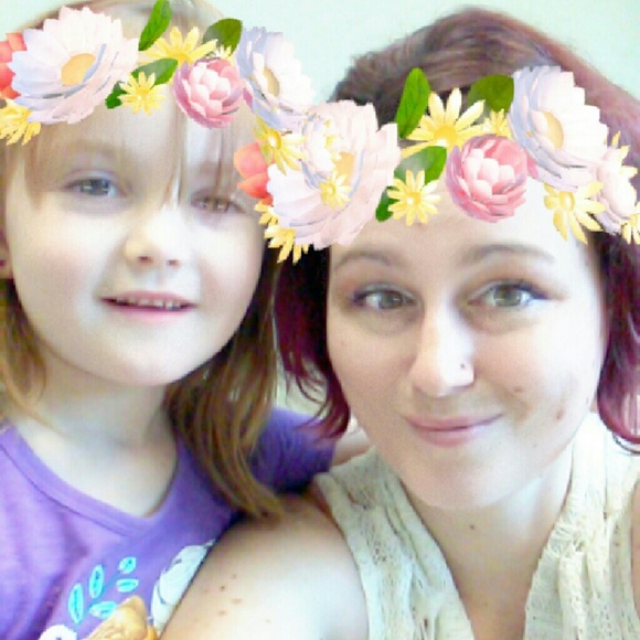 Meet your Posher, Crystal - Picture 4 of 4