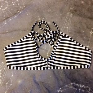 JOLYN STRIPED VENT TOP