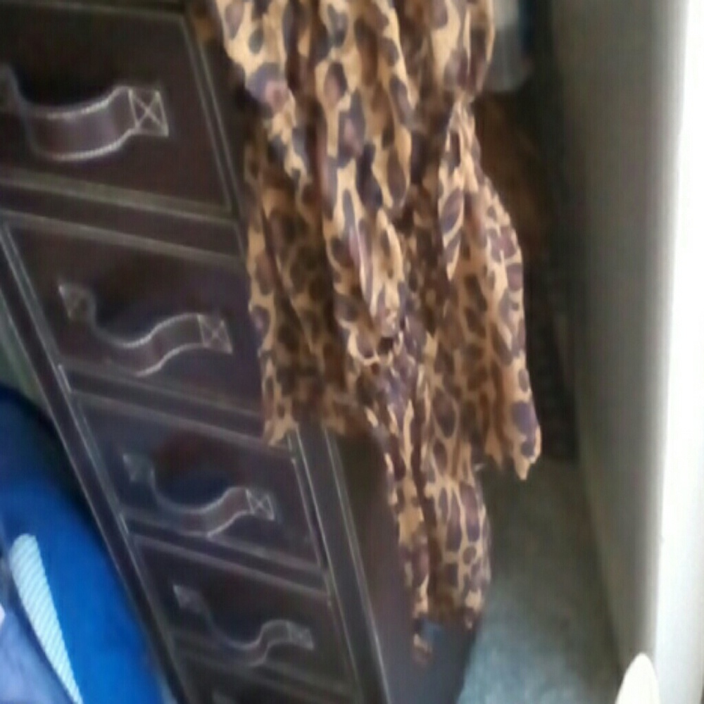 Scarf - Picture 3 of 3