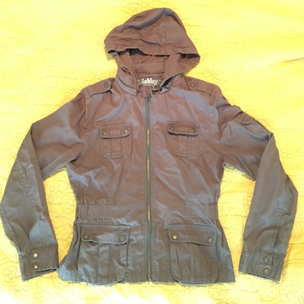 Lightweight Hooded Cargo Jacket