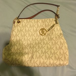 Micheal kors leather handbag