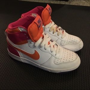 Nike high tops size 7.5