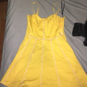 Bebe yellow spring date dress size 6