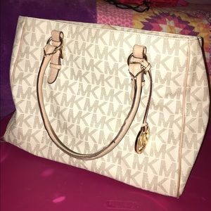 Michael Kors bag