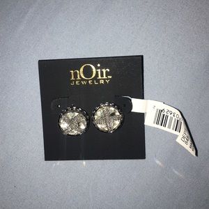 Brand new Silver earrings