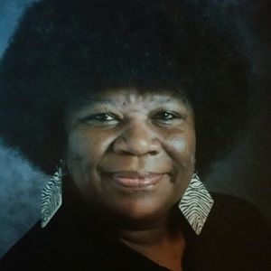 Meet your Posher, Phyllis