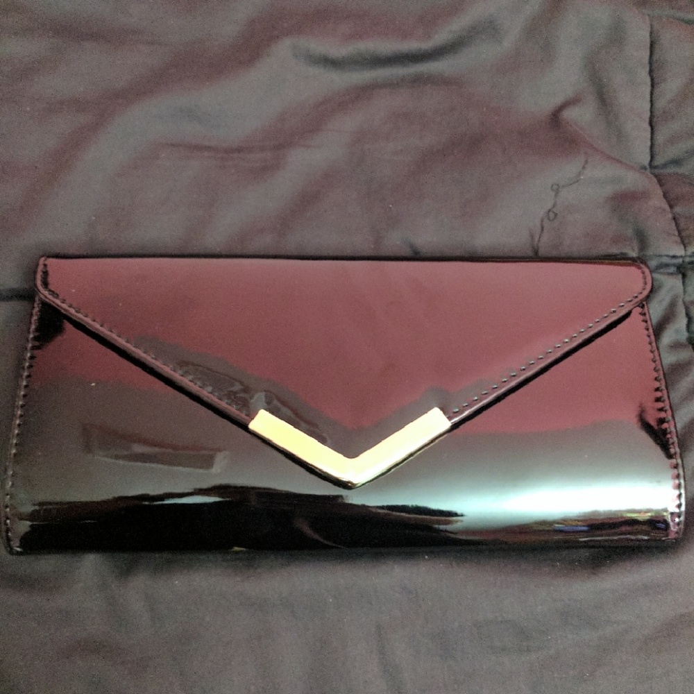 Aldo clutch
