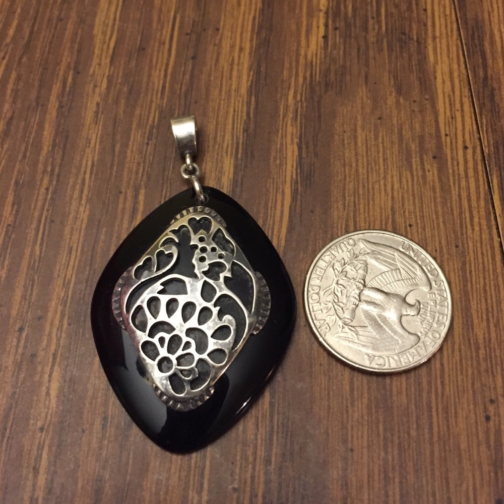 Pendant