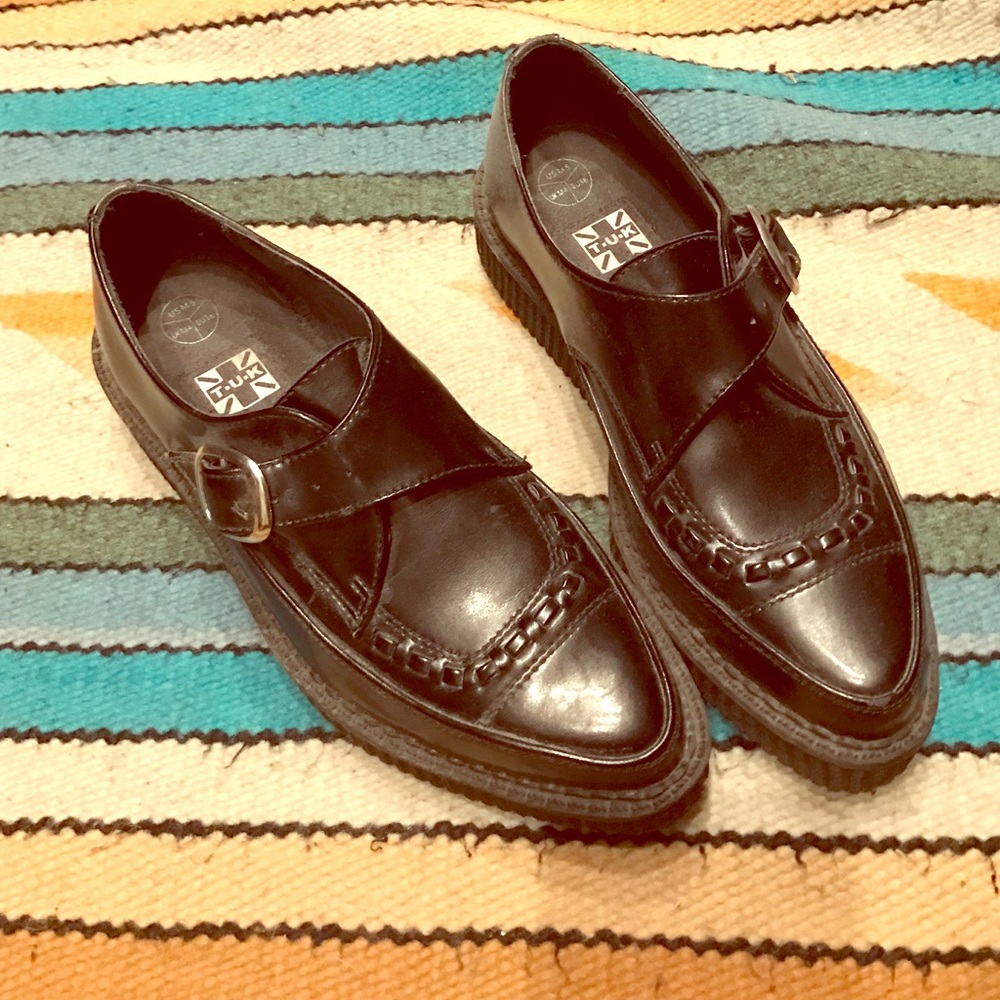 Classic Tuk creepers