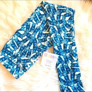 LuLaRoe OS Leggings Blue Cats Hidden Unicorns 🦄