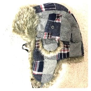 AE navy blue plaid fur hat