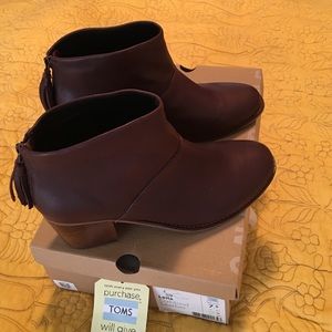 Toms Booties