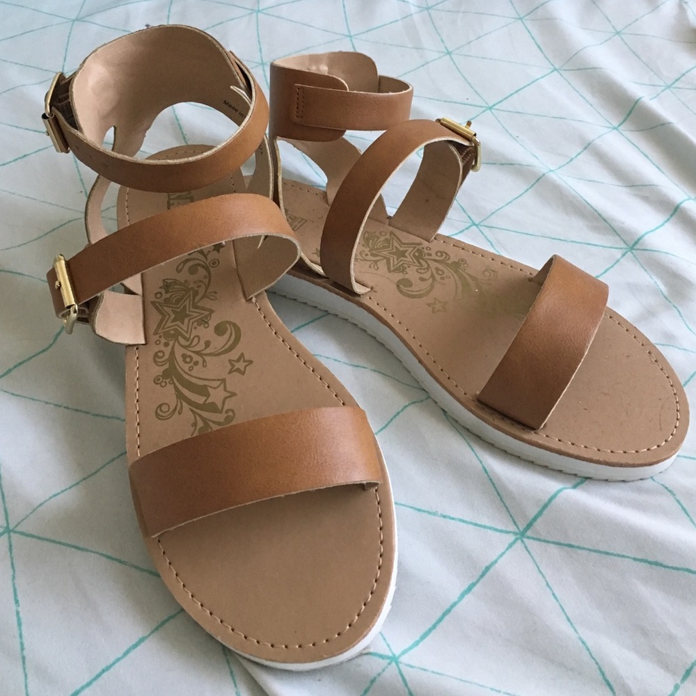 Tan gladiator sandals