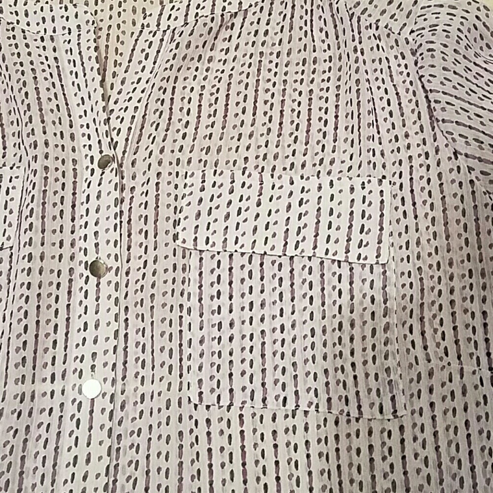 Dot Pattern Blouse - Picture 2 of 4