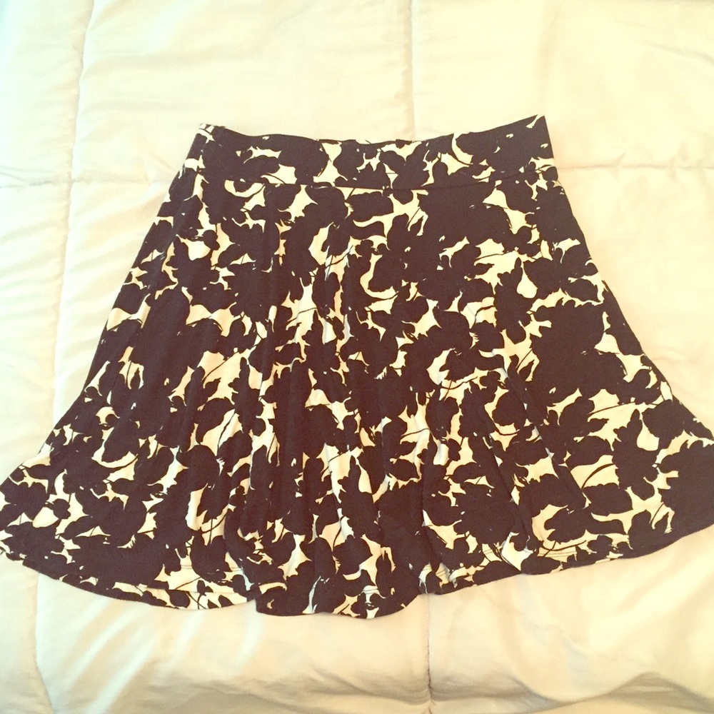 Black and white floral skirt