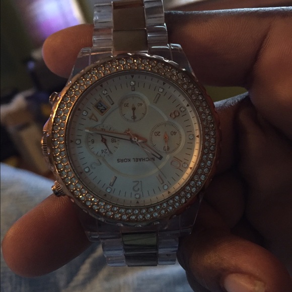 Watch - Picture 3 of 3