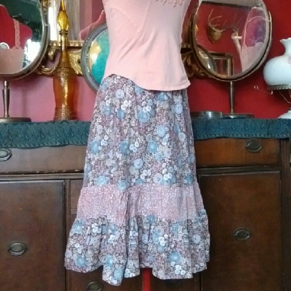 unknown Dresses & Skirts - Gypsy Boho Hippie Festival Floral Tiered Skirt