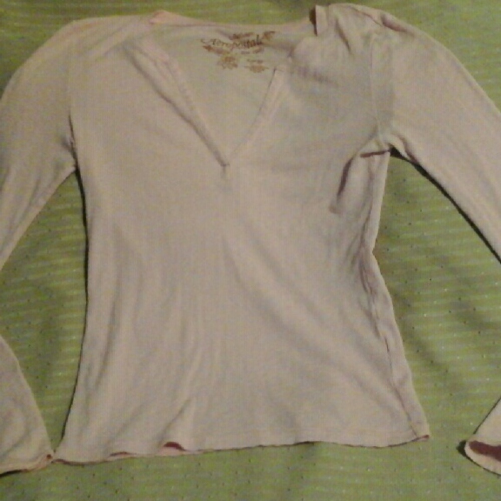 Aeropostale pink shirt