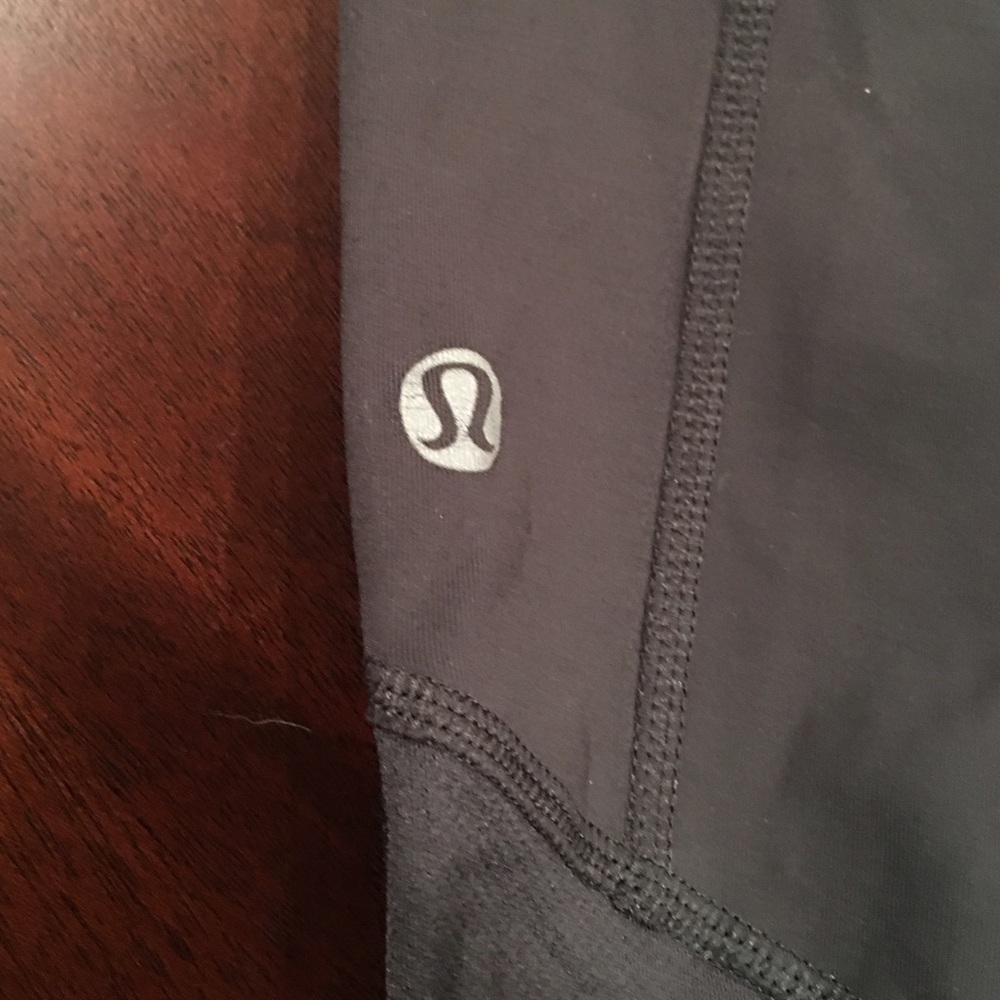 Lululemon cropped leggings