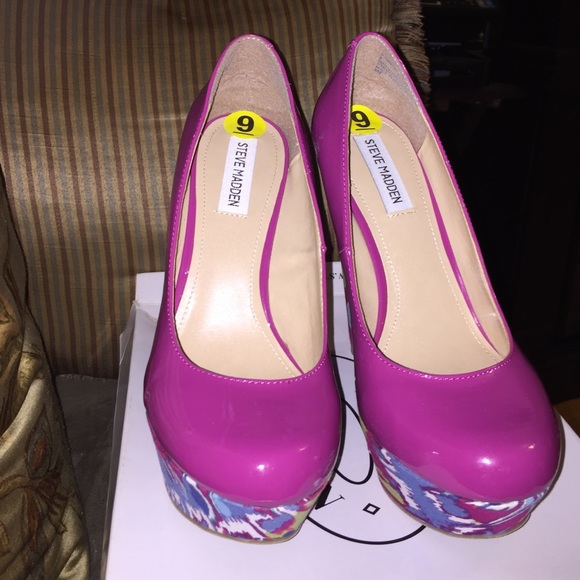 Fusch pat wedges - Picture 3 of 4