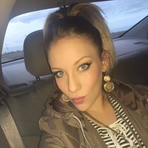 Meet your Posher, Katelyn