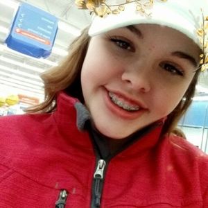 Meet your Posher, Faith