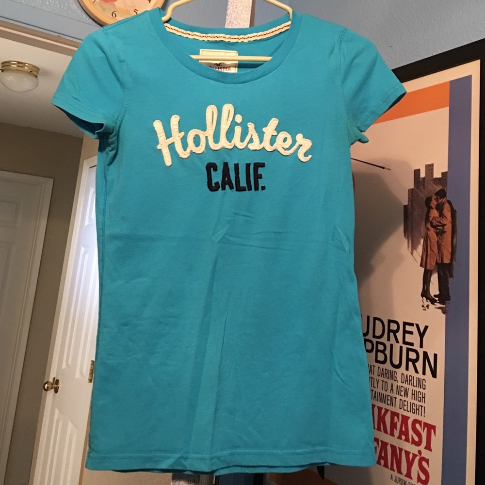 Hollister shirt
