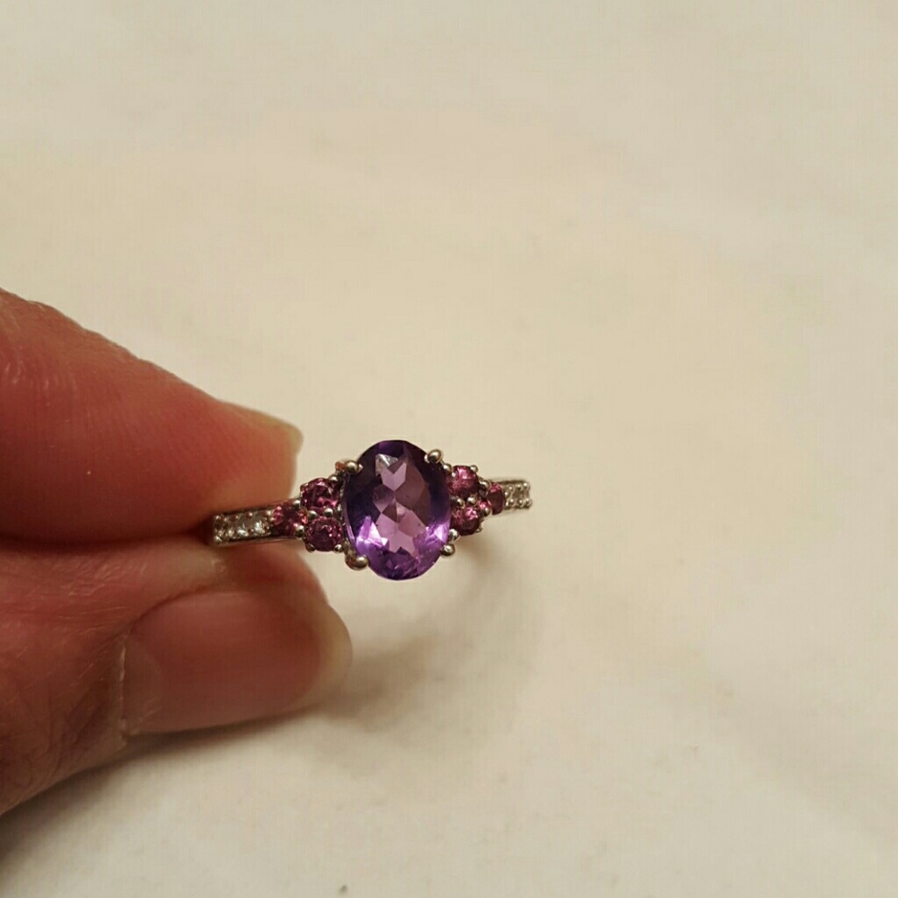 Sterling silver ring size 7