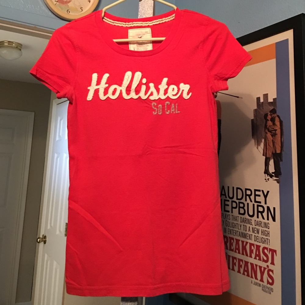Hollister shirt