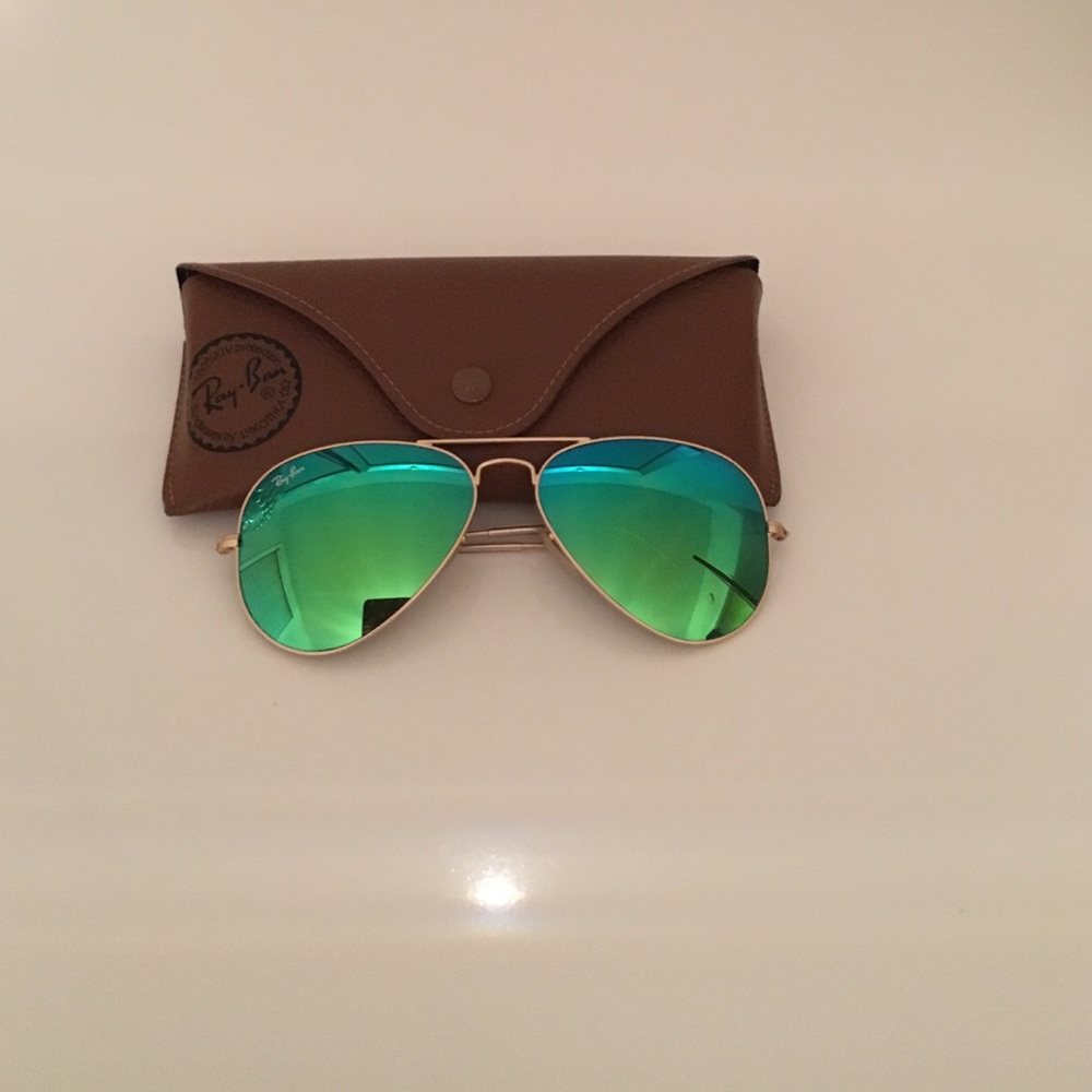 Ray ban mirrored sunglasses