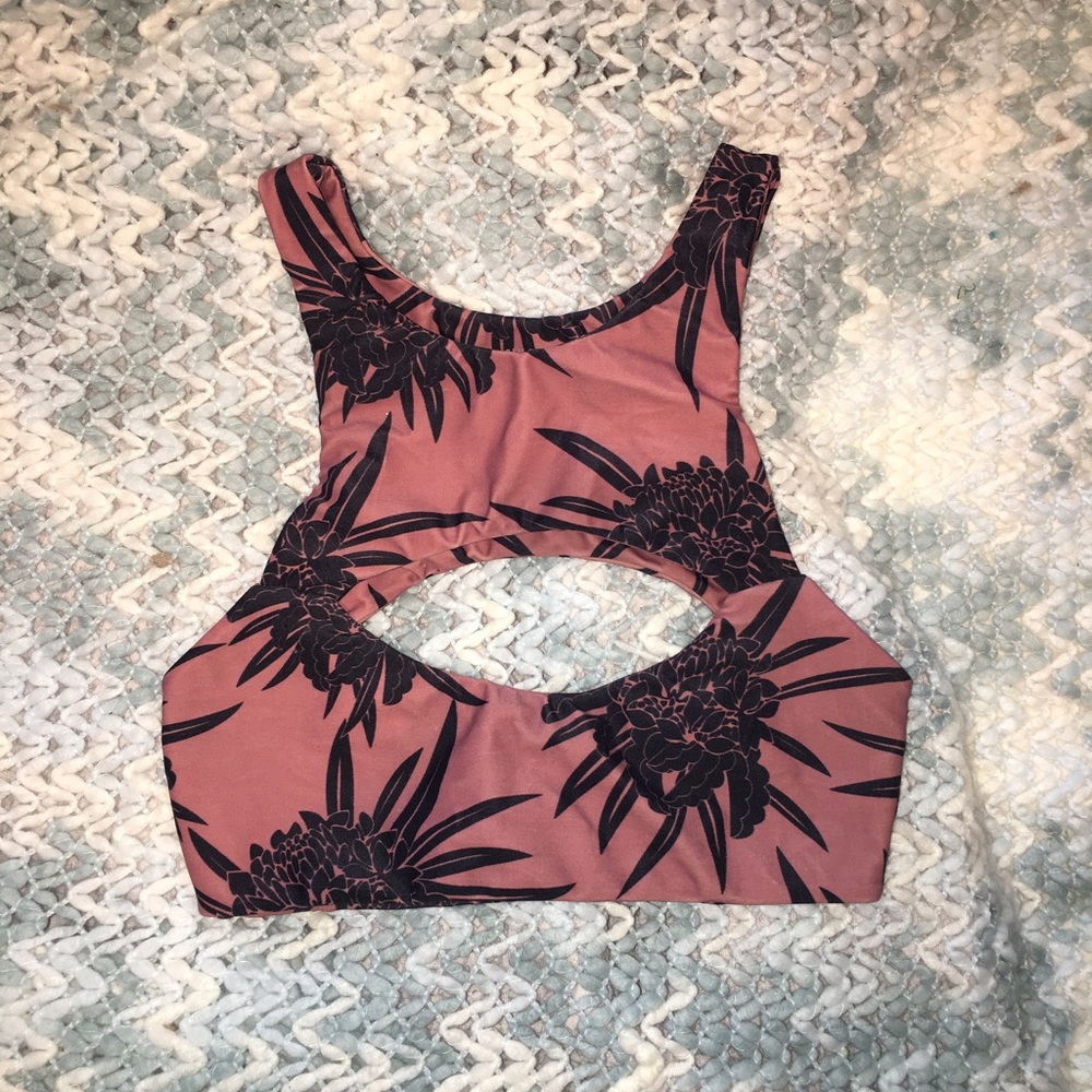 Mikoh top